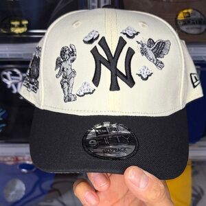 Snapback Cap with NY logo